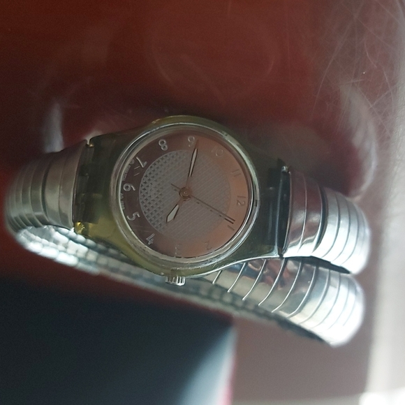 Swatch bracelet watch - Picture 7 of 8